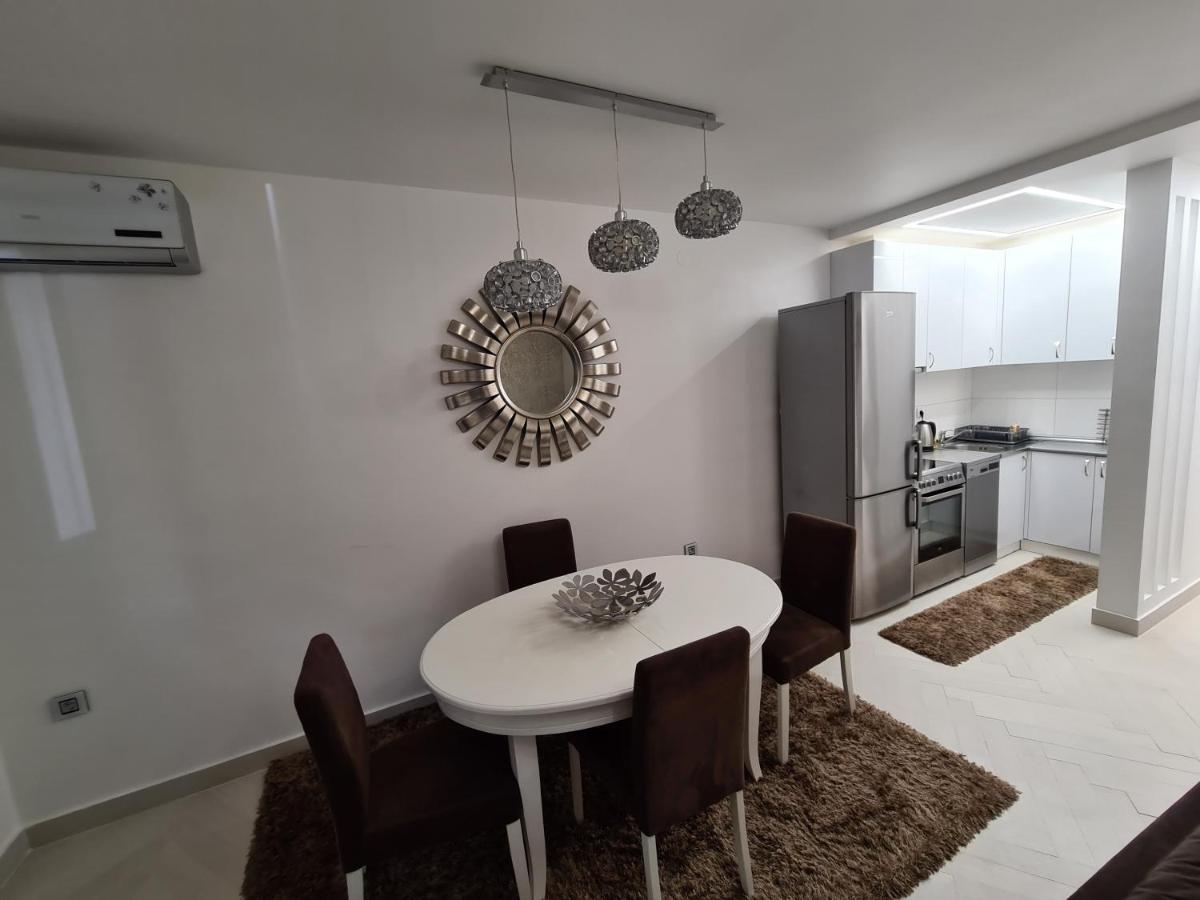 Adonis Apartment Novi Sad Exterior photo